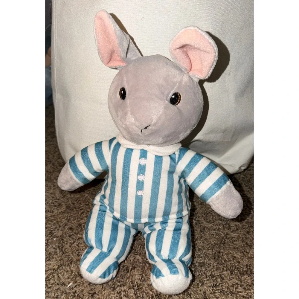 Scholastic-Goodnight Moon Board Book & Plush Gray Bunny 14